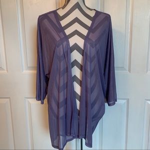 LuLaRoe Lindsay kimono